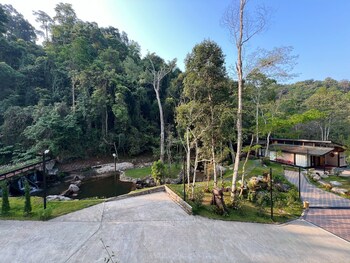 La Wong Creek At Pang Hi,,3 star