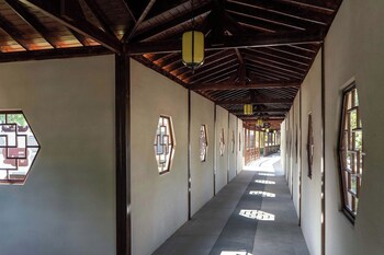 zsz hot spring resort