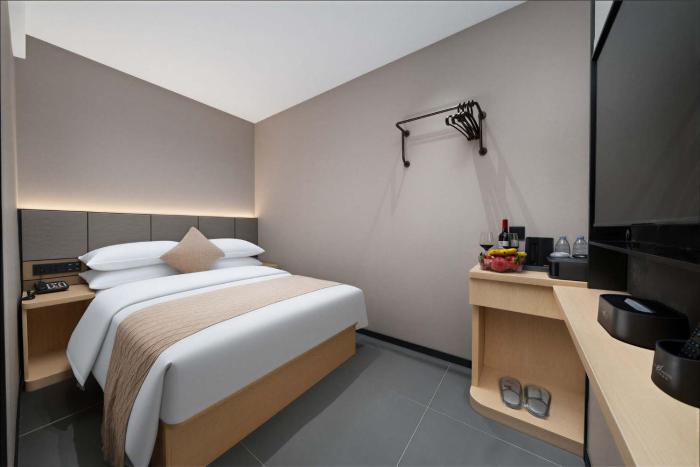 lofi hotel pazhou canton fair center