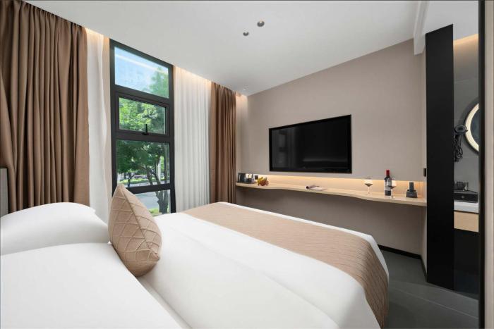 lofi hotel pazhou canton fair center