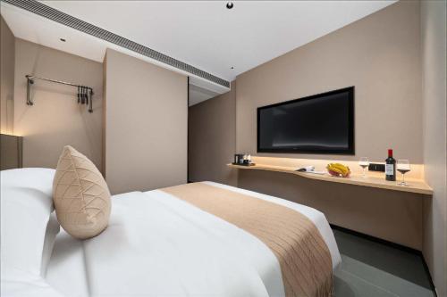 lofi hotel pazhou canton fair center