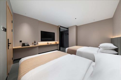 lofi hotel pazhou canton fair center