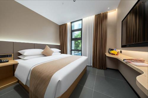 lofi hotel pazhou canton fair center