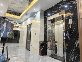 green family hotel