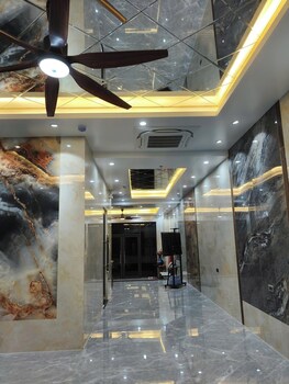green family hotel