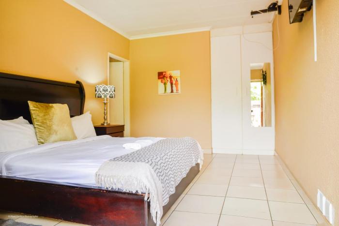 cozy guestrooms in midrand 1