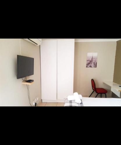 cozy guestrooms in midrand 1