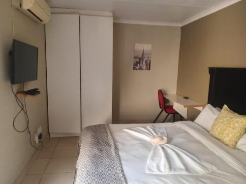 cozy guestrooms in midrand 1