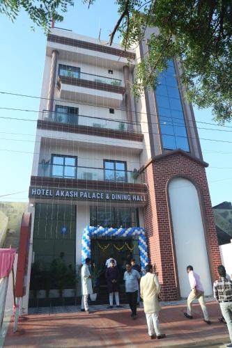 Hotel Akash Palace,,3 star