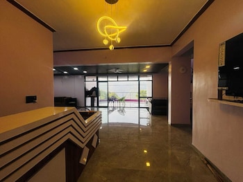Vista Hill,,3 star