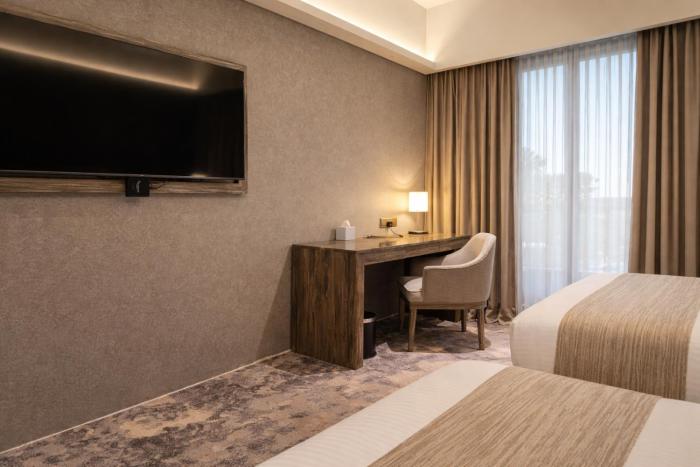 colombo international airport hotel