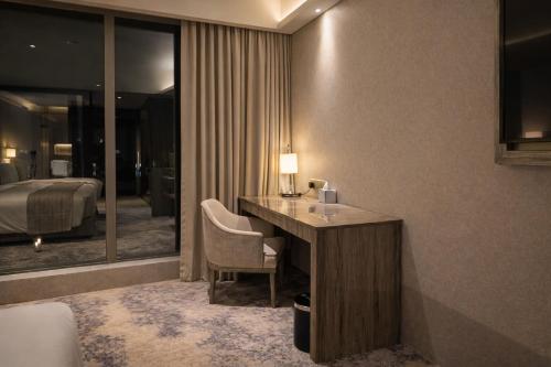 colombo international airport hotel