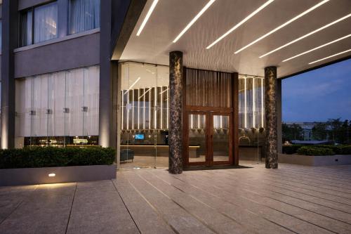 colombo international airport hotel