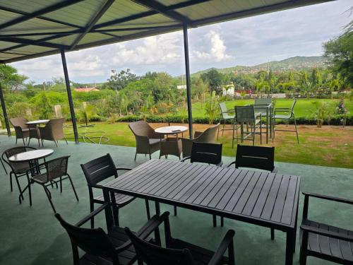 oloisiri namanga hotel