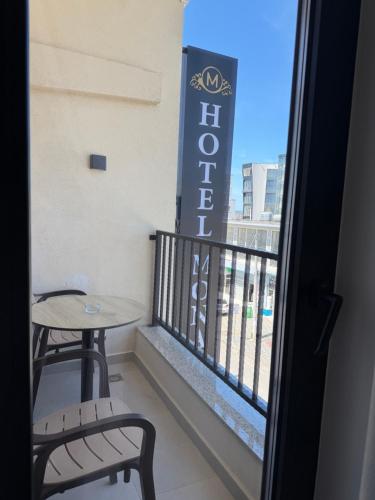 hotel monaco