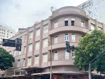 b hotel 888