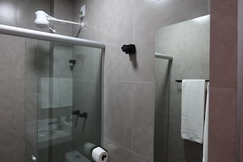 b hotel 888