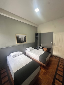 b hotel 888