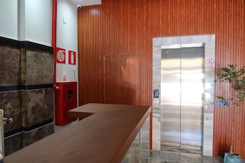 b hotel 888
