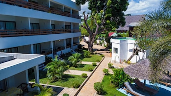 villa bako hotel nosy be