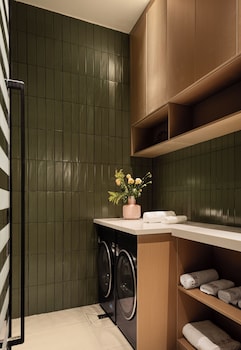 lian designer hotel