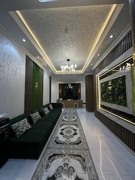 Viva Inn,,3 star