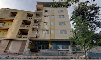 palm emirates koramangala