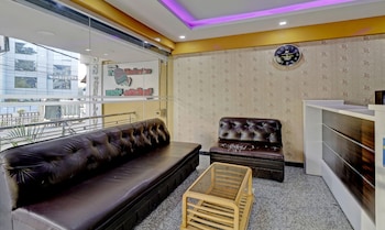 Palm Emirates, Koramangala,,3 star