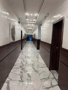 diplomats enclave suites