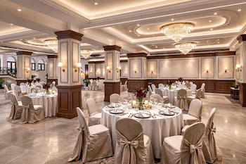 comfort hotel kishore azamgarh