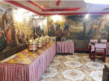 hotel sambhu darjeeling near mall road