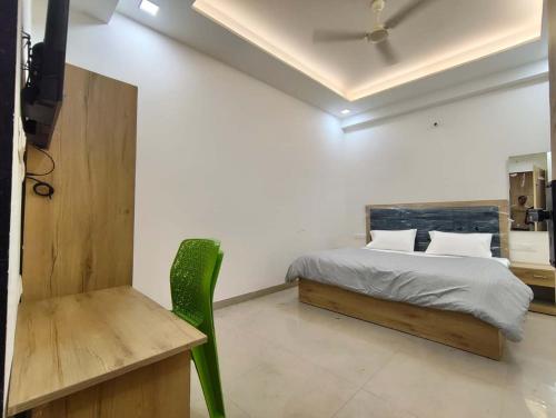 hotel the skyluxe