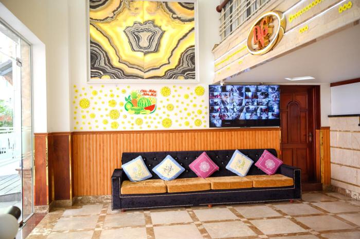 diamond suite dai nam hotel