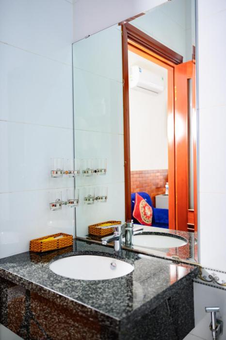 diamond suite dai nam hotel