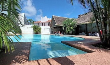 Kigotho Hotel & Apartments,,3 star