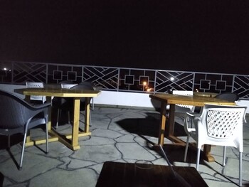 rg hotel mtongwe