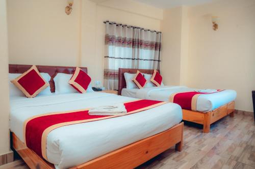 Hotel Kr Mandap,,3 star