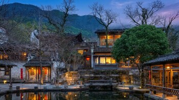 huizhou manor by tachuan resorts