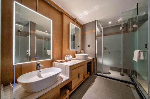 yangshuo fadai hot spring luxury hotel