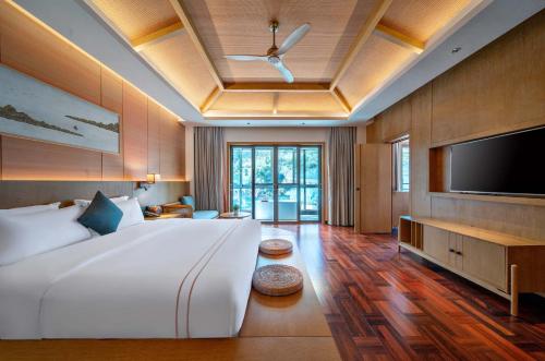 yangshuo fadai hot spring luxury hotel