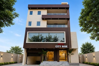 hotel city rise gwalior
