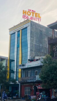 Chitwan Business Hotel,,3 star