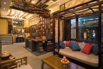 Shangri-La Moon Tibetan Boutique Hotel,,4 star