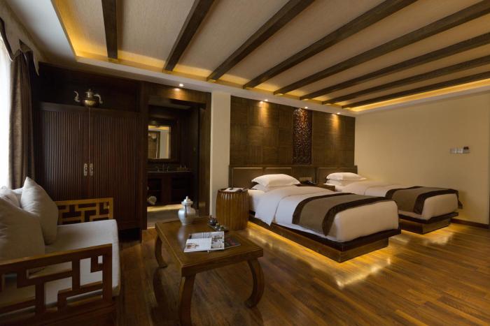 shangri la moon tibetan boutique hotel