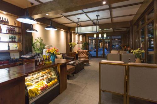 shangri la moon tibetan boutique hotel