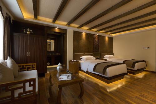 shangri la moon tibetan boutique hotel
