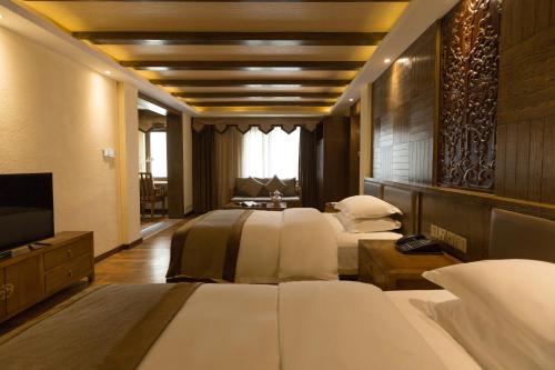 shangri la moon tibetan boutique hotel