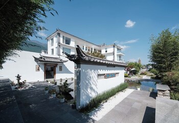 the windyard kazan onsen retreat