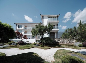 the windyard kazan onsen retreat