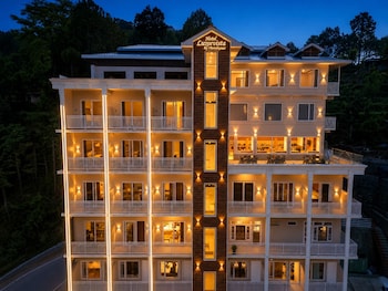 hotel luxeevista by navodayans